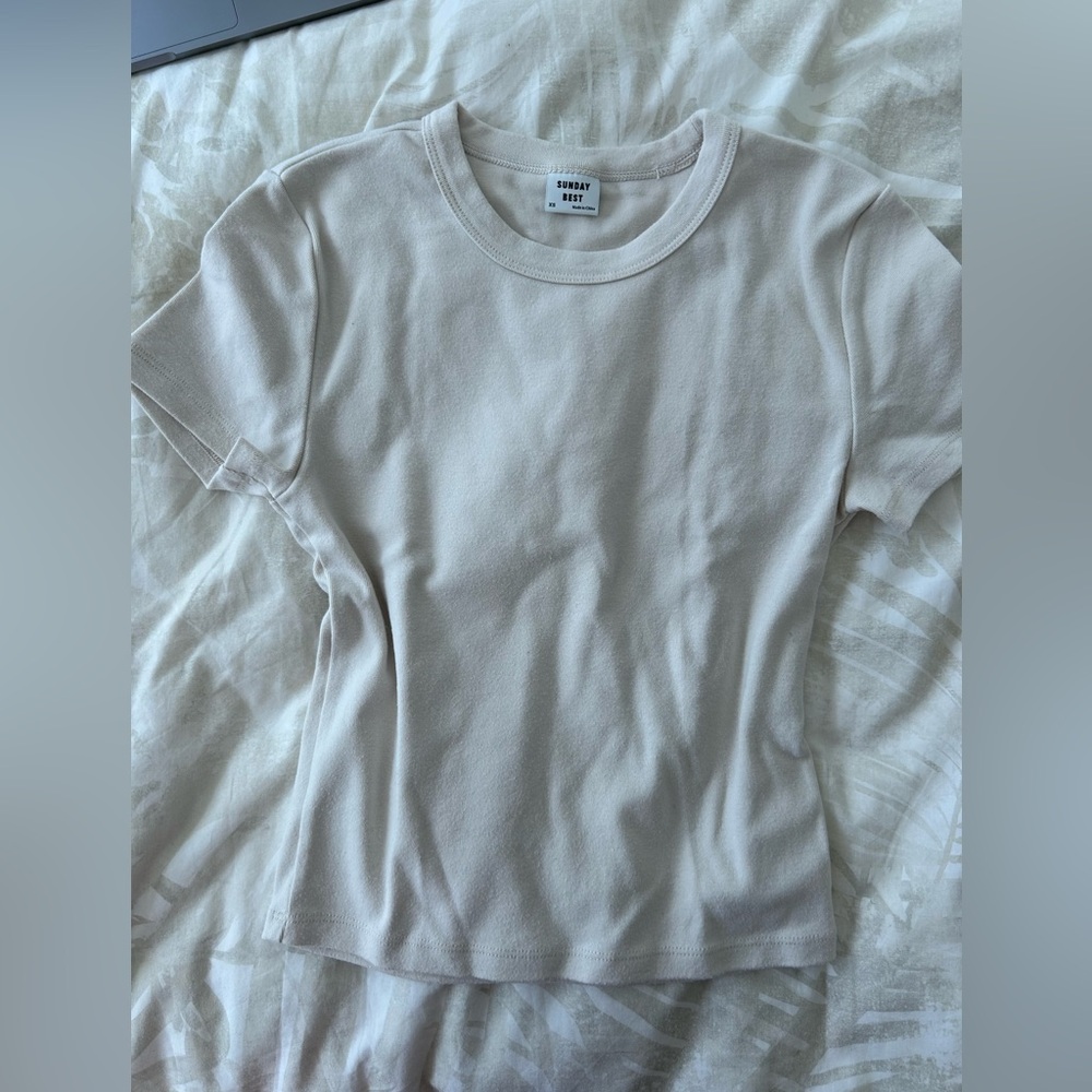 Aritzia Cream Crop Tee US XS